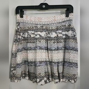BCBGeneration white pastel skort